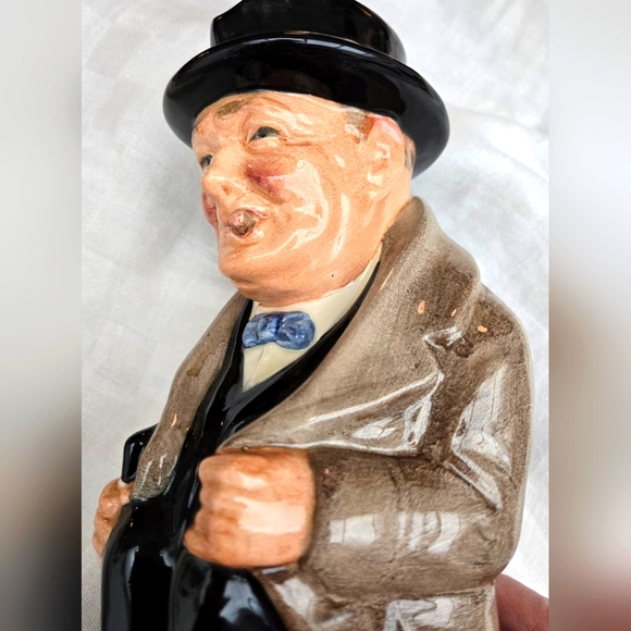 Royal Doulton Sir Winston Churchill Pitcher 9" - Picture 6 of 9